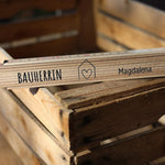 Zollstock für Bauherren personalisiert (Druck) - besonderlich.de - Bauherrin