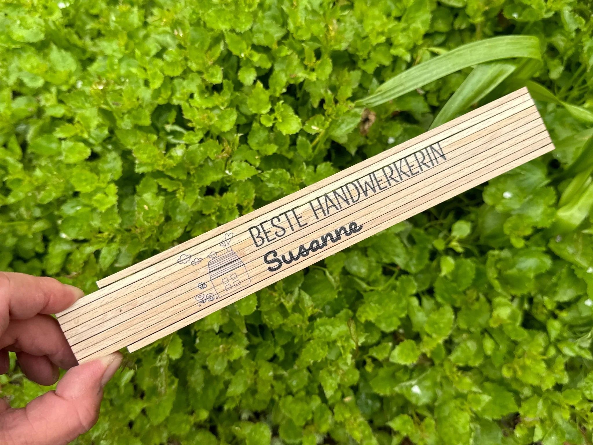 Zollstock für Beste Handwerkerin personalisiert (Druck) - besonderlich.de - Bauherrin