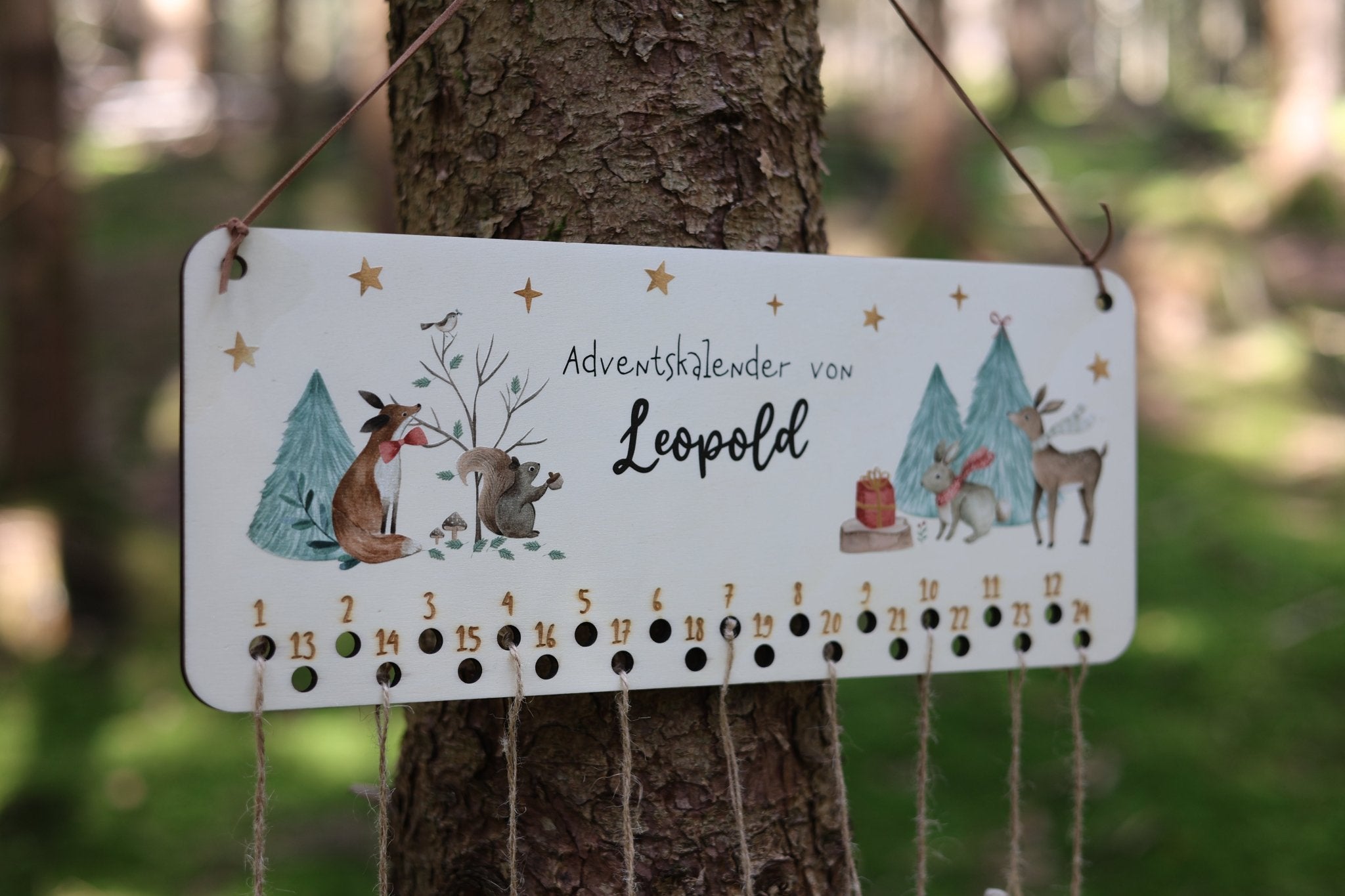 Adventskalender "Weihnachten im Wald" mit Namen - besonderlich.de - Adventskalender aus Holz