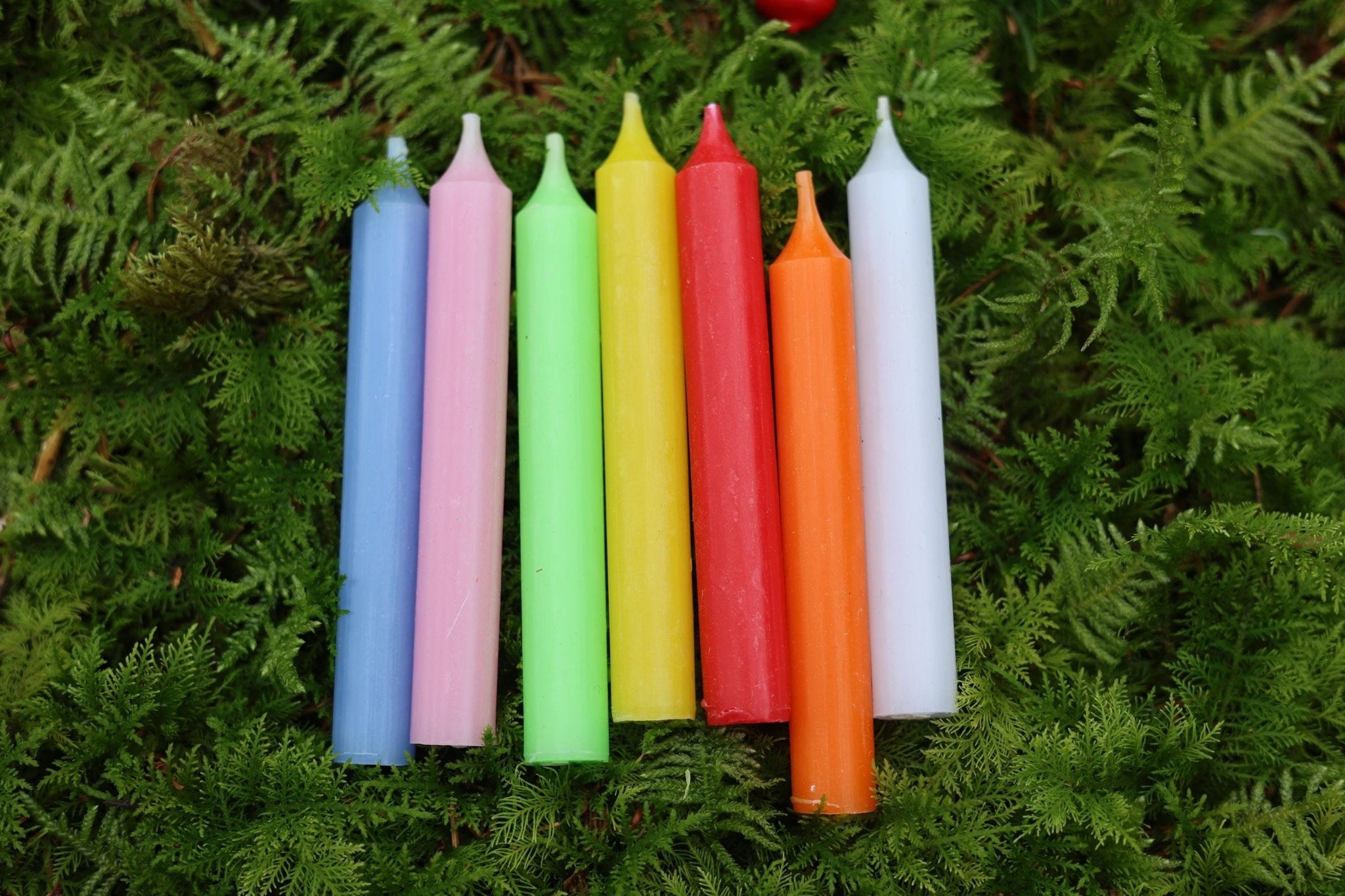 Adventsspirale mit Holzkugeln und Kerzen - besonderlich.de - Adventskalender alternative