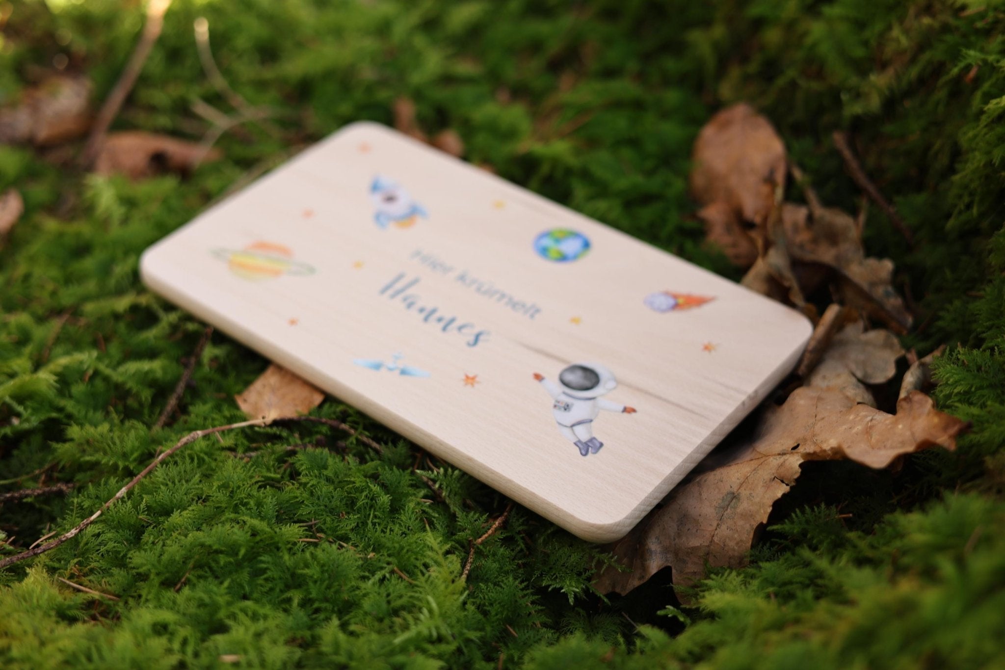 Brettchen Astronaut personalisiert - besonderlich.de - Babygeschenk