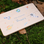 Brettchen Astronaut personalisiert - besonderlich.de - Babygeschenk
