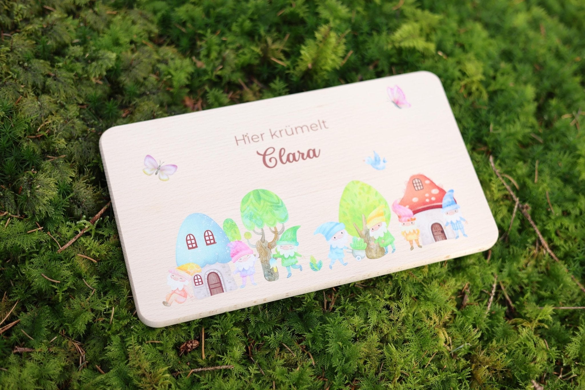 Brettchen Wichtel personalisiert - besonderlich.de - Babygeschenk