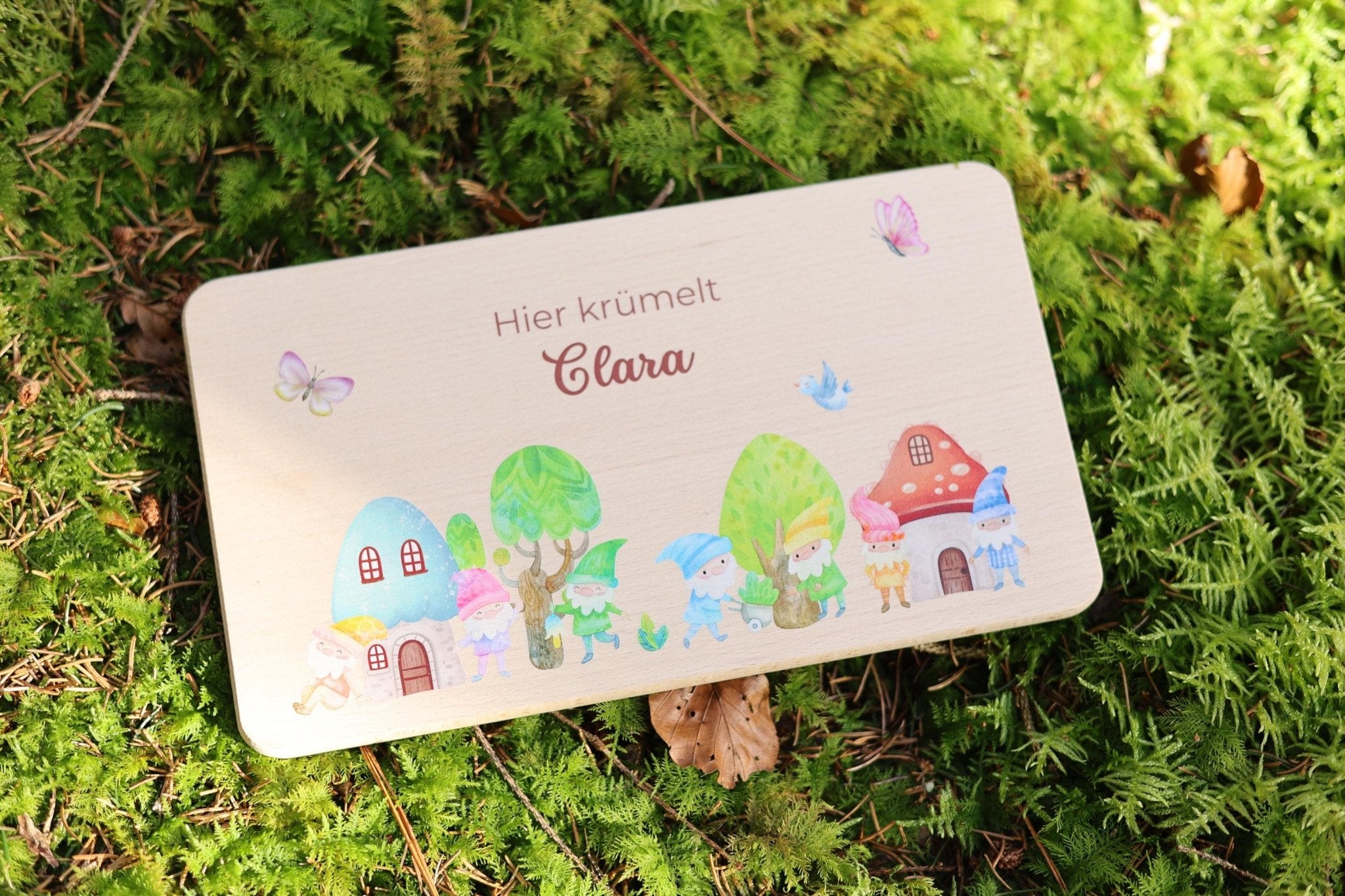Brettchen Wichtel personalisiert - besonderlich.de - Babygeschenk