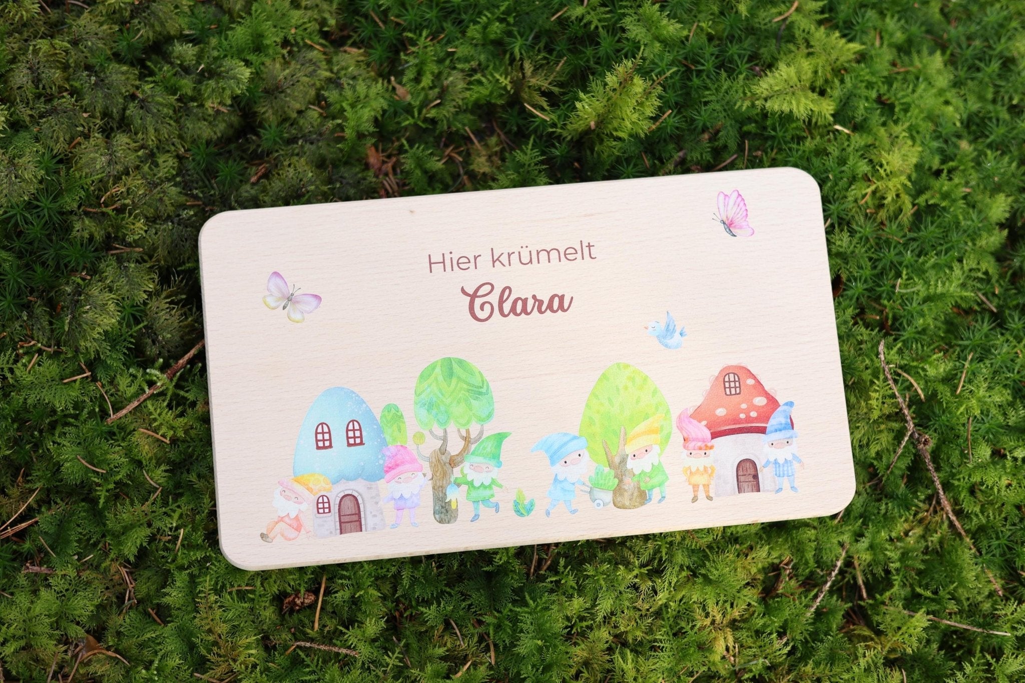 Brettchen Wichtel personalisiert - besonderlich.de - Babygeschenk