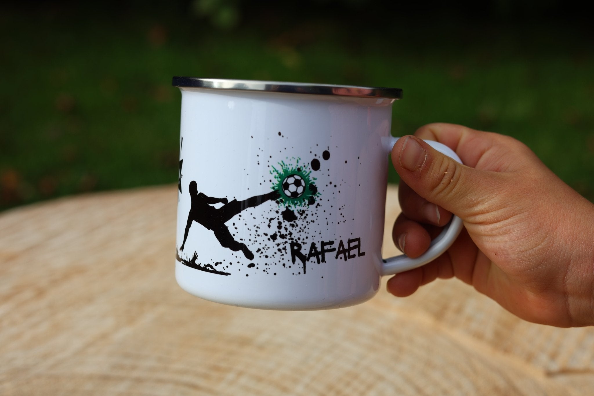 Emailtasse Fußball personalisiert - besonderlich.de - becher kinder