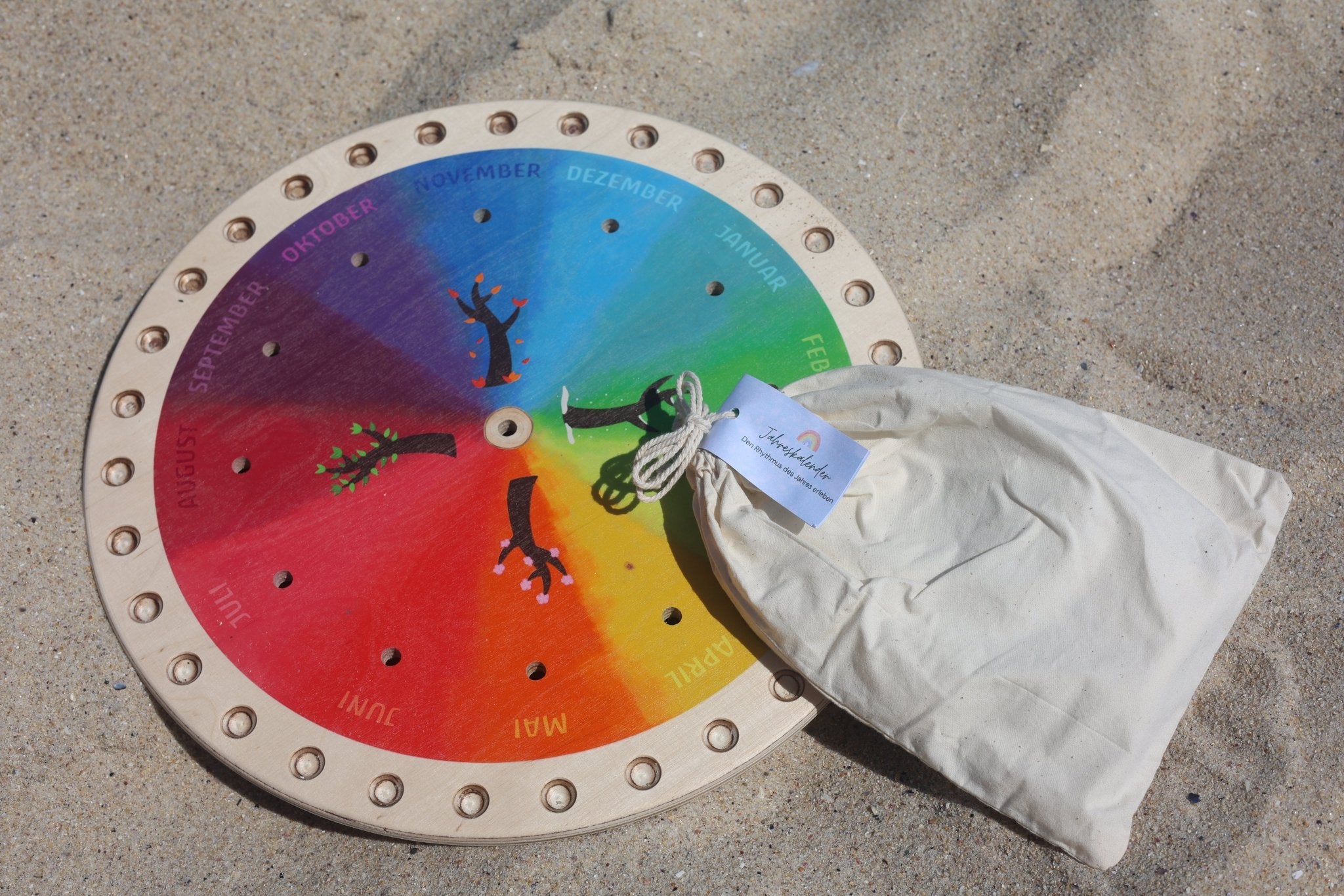Jahreskalender - besonderlich.de - Dekoration Jahreszeitentisch