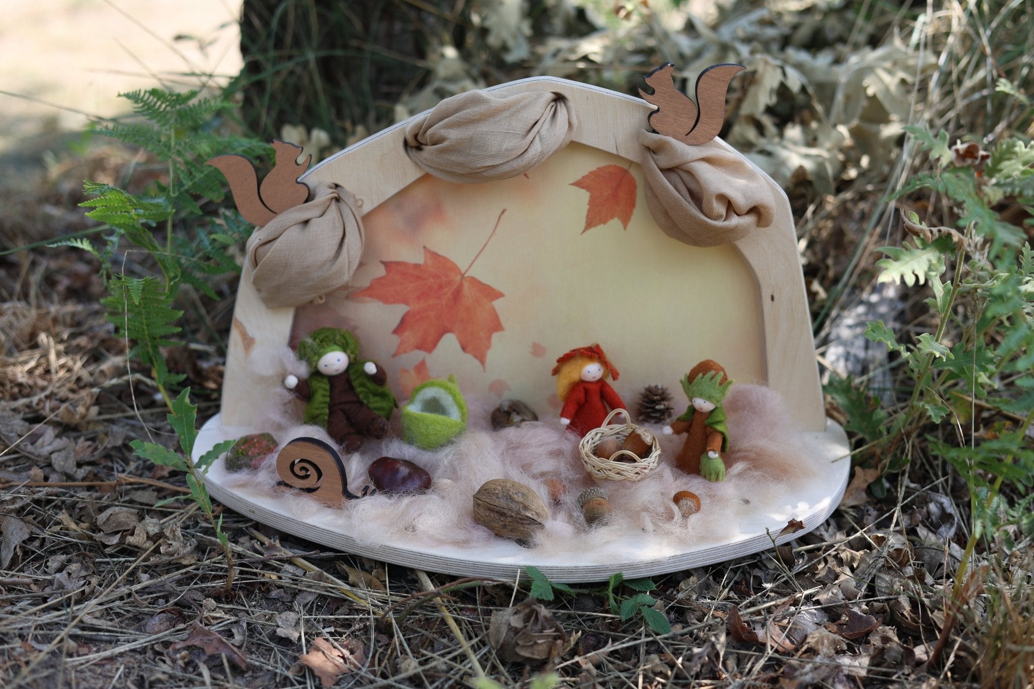 Jahreszeitentisch Wandelzeit - besonderlich.de - Dekoration Jahreszeitentisch