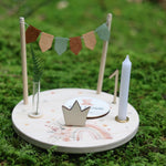 Personalisierter Geburtstagsteller mit Vase und Kerze Regenbogen - besonderlich.de - Boho