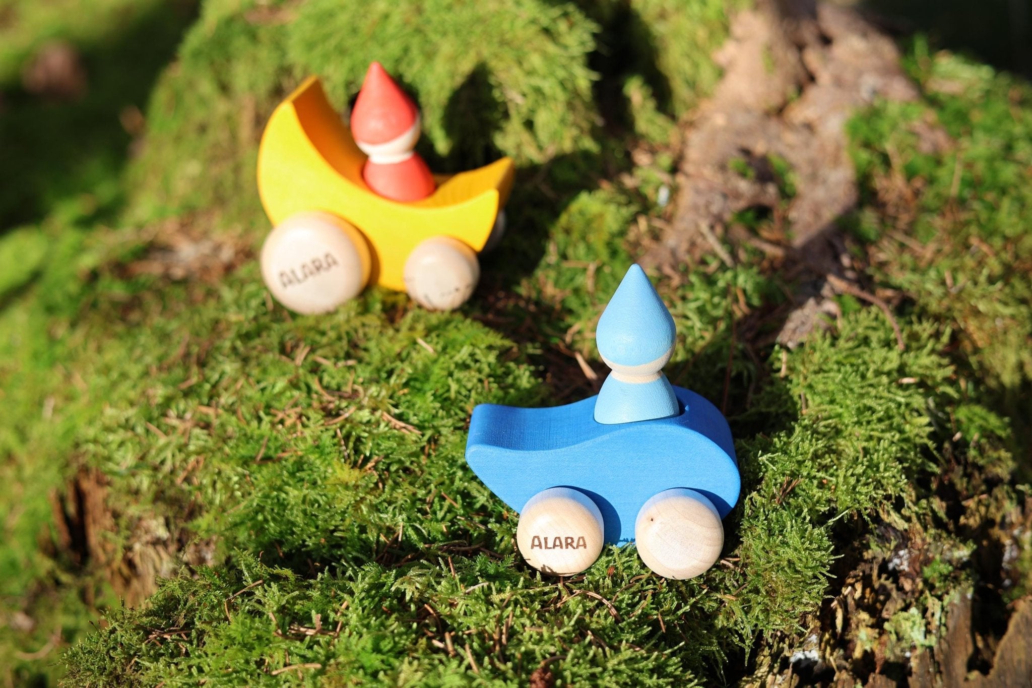 Schiebespielzeug Mond und Tropfen personalisiert - besonderlich.de - educational toys