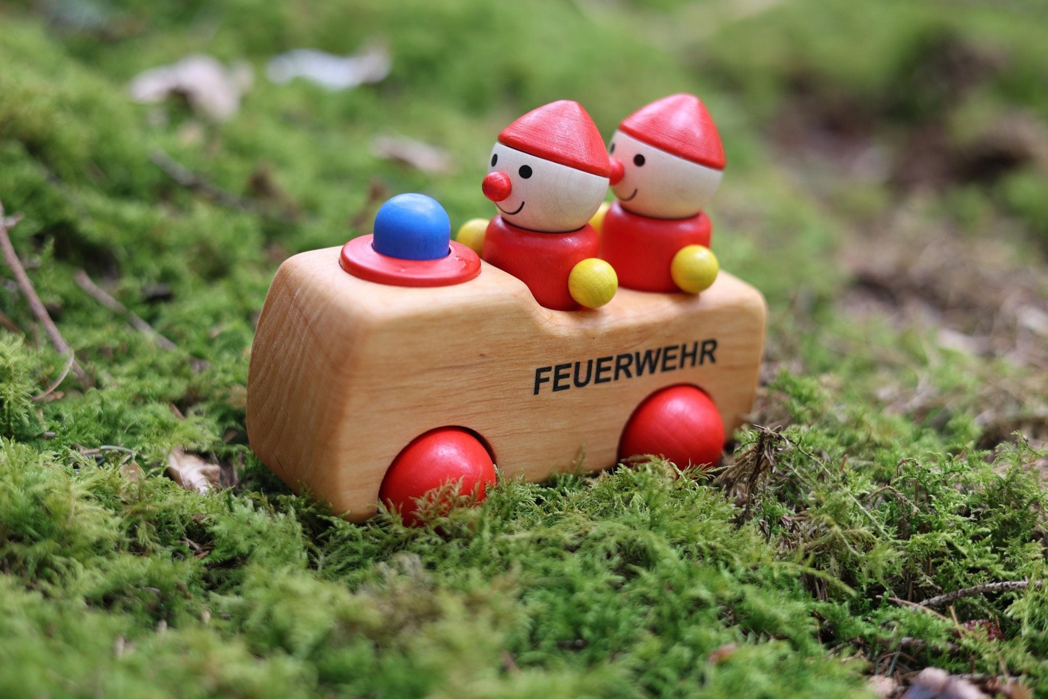 Spielzeug Feuerwehr personalisiert - besonderlich.de - Behindertenwerkstatt