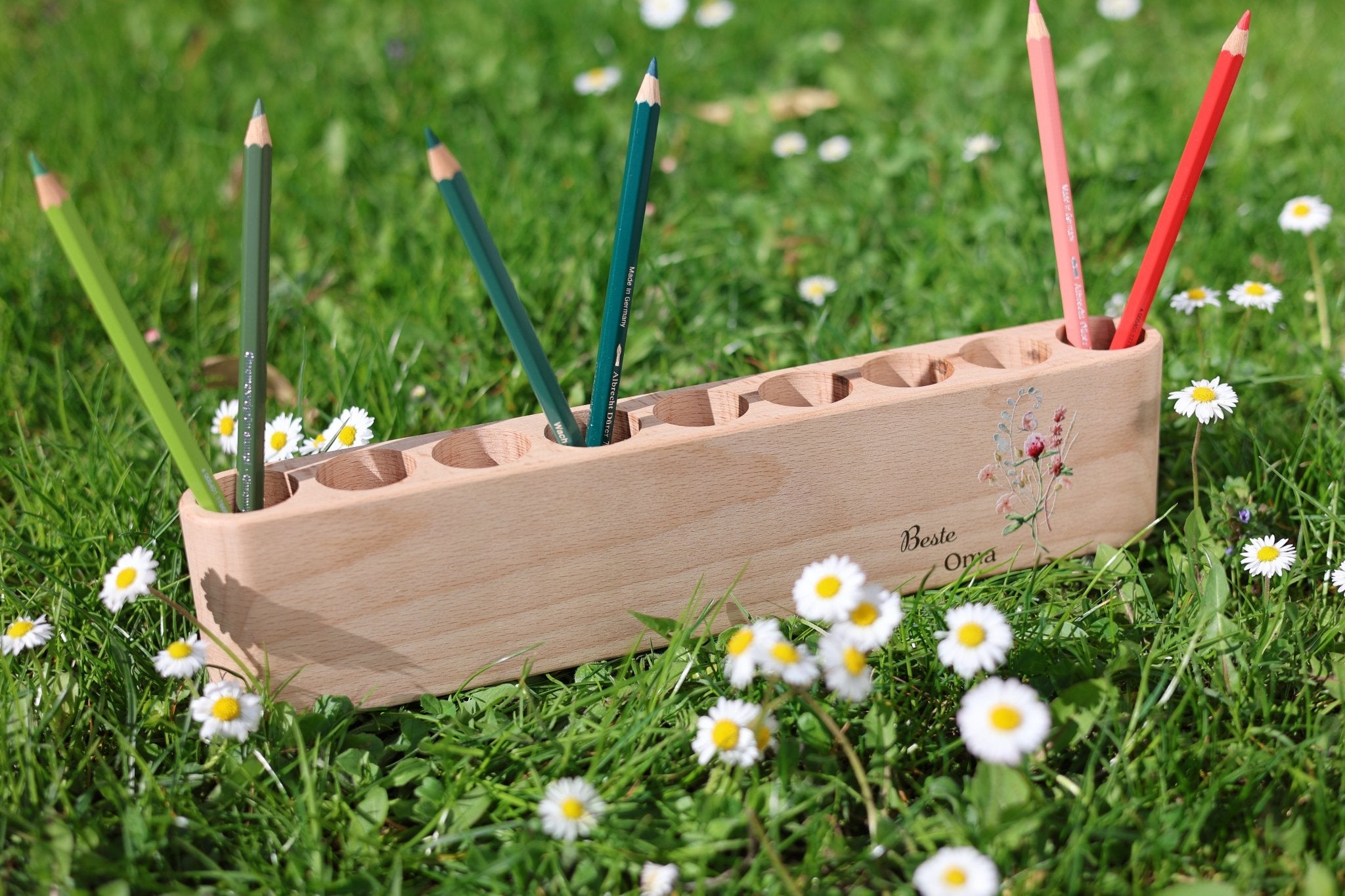 Stiftehalter personalisiert Blumenstrauß rot - besonderlich.de - Bastelidee Oma