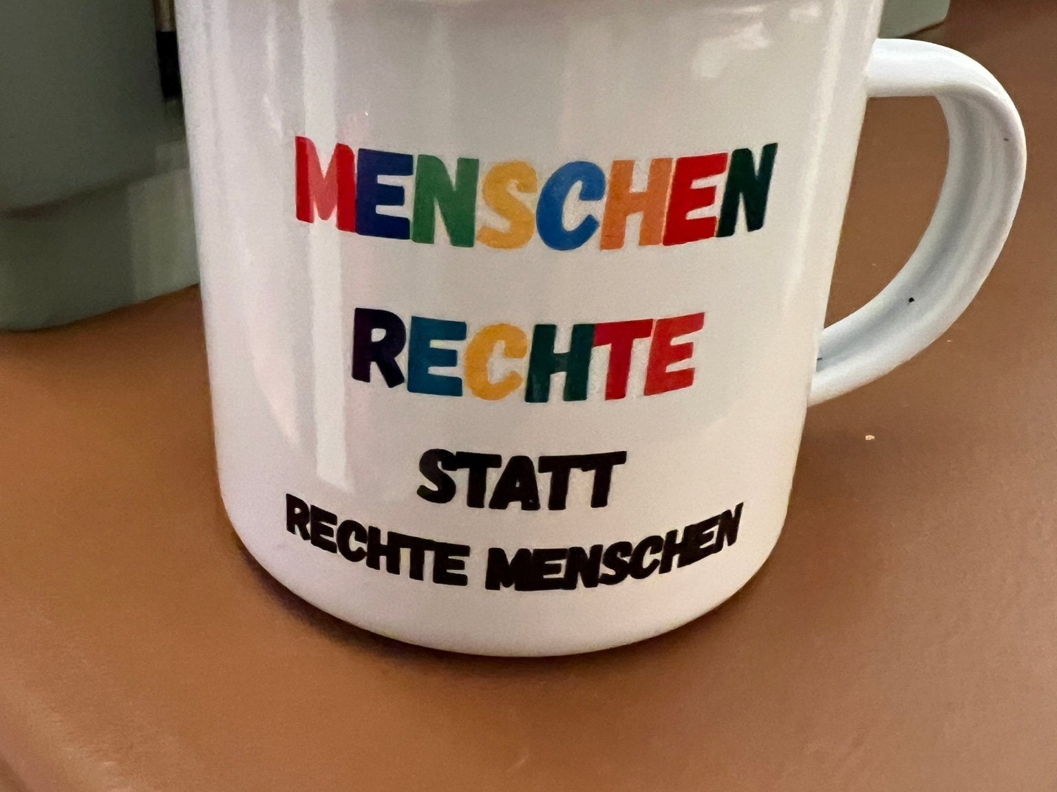 TASSE Emaille für DEMOKRATIE - besonderlich.de - Demokratie