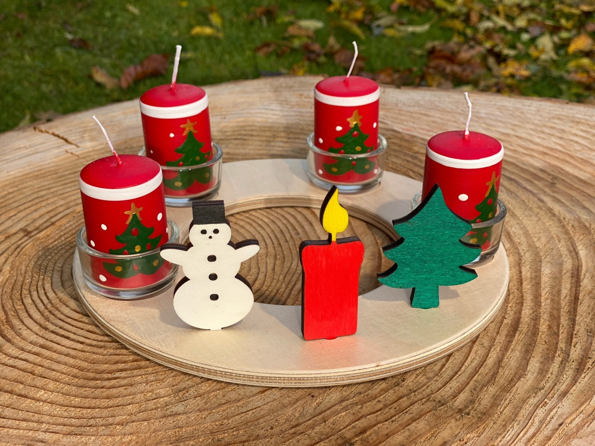 Adventskranz aus Holz - besonderlich.de -Adventskranz