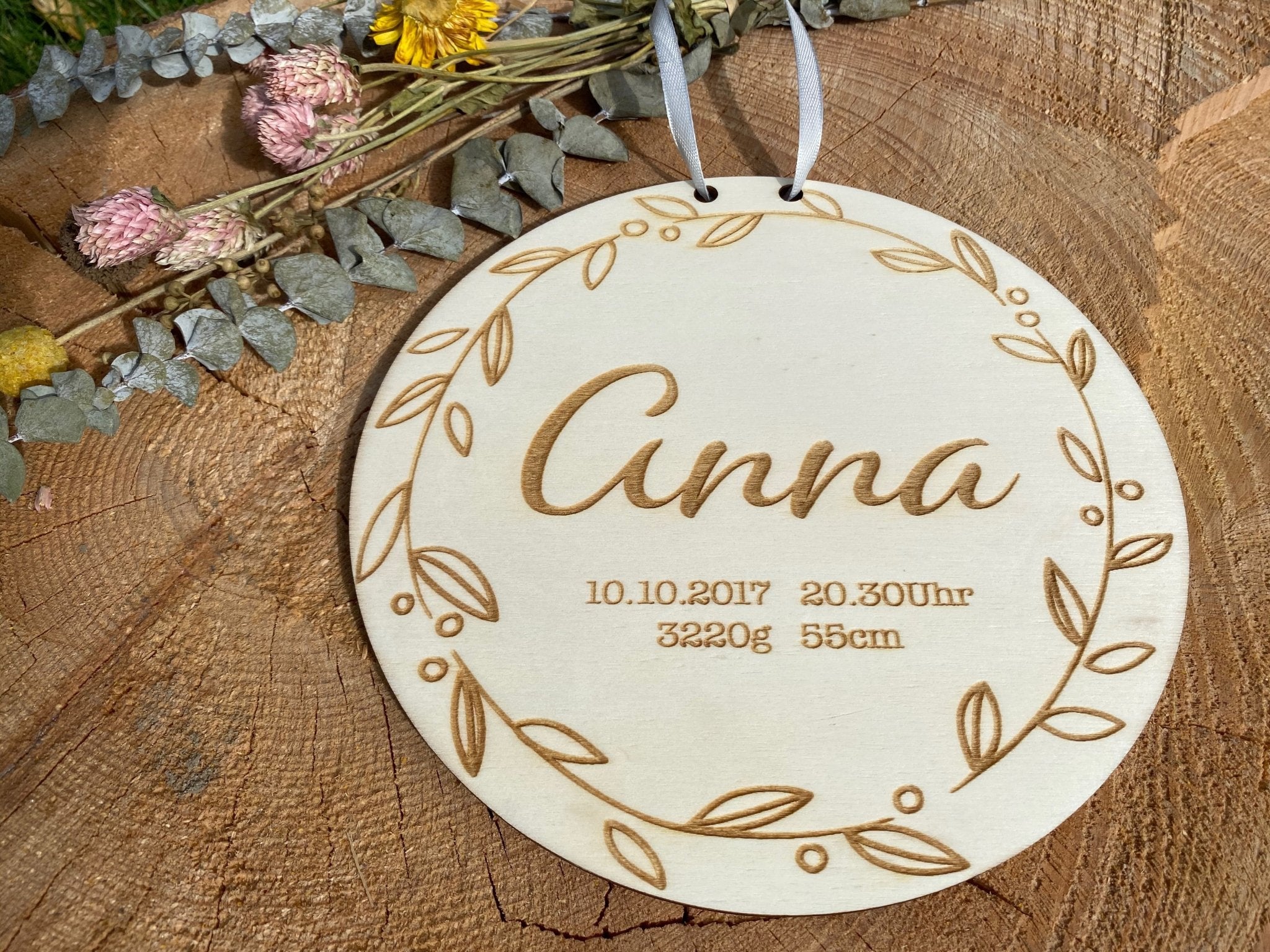Geburtstafel "Anna" aus Holz - besonderlich.de -Baby Namensschild