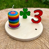 Lebenslicht "Regenbogen - Streifen" - besonderlich.de - Ahrens Geburtstagskerze