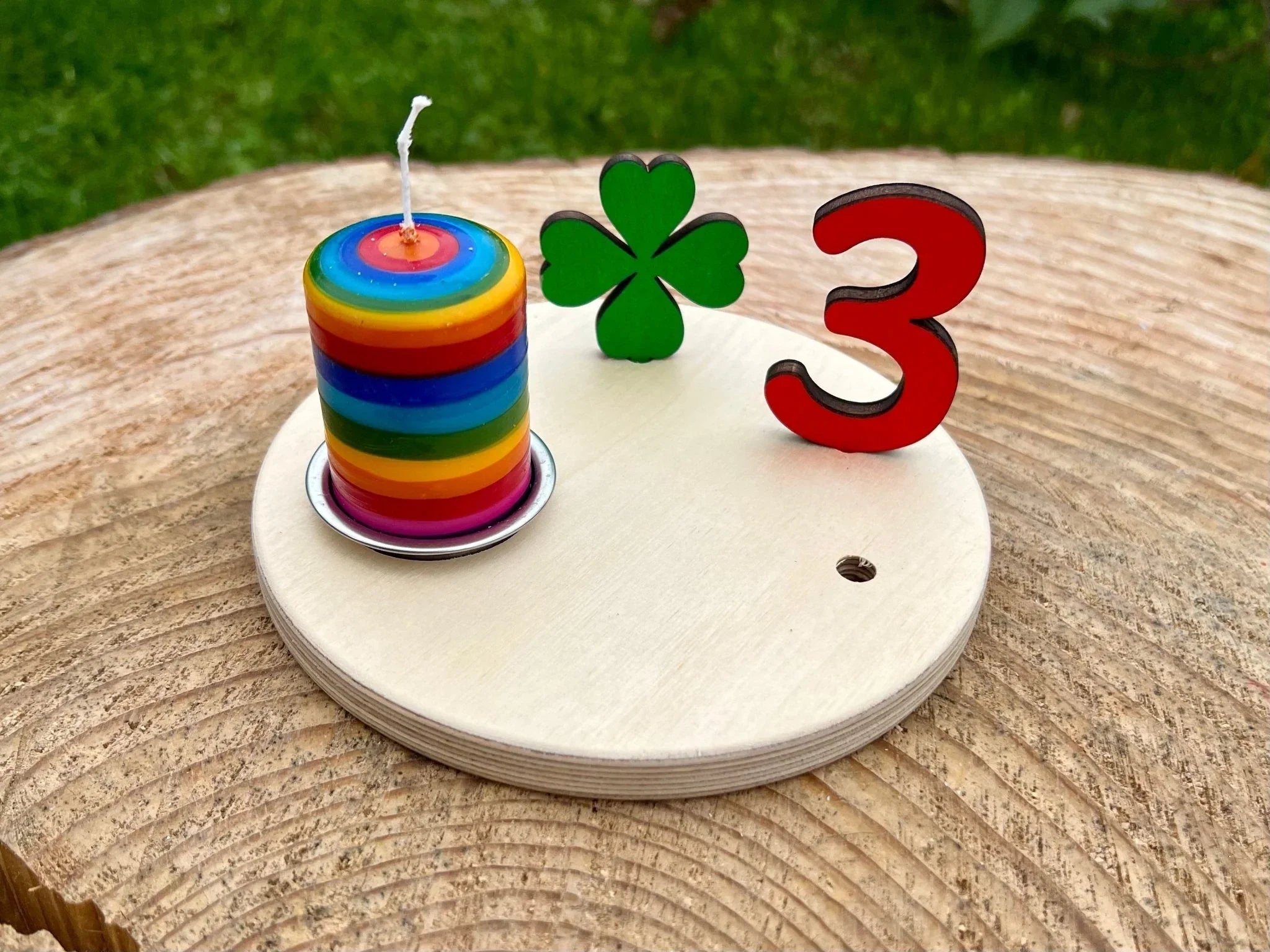 Lebenslicht "Regenbogen - Streifen" - besonderlich.de - Ahrens Geburtstagskerze