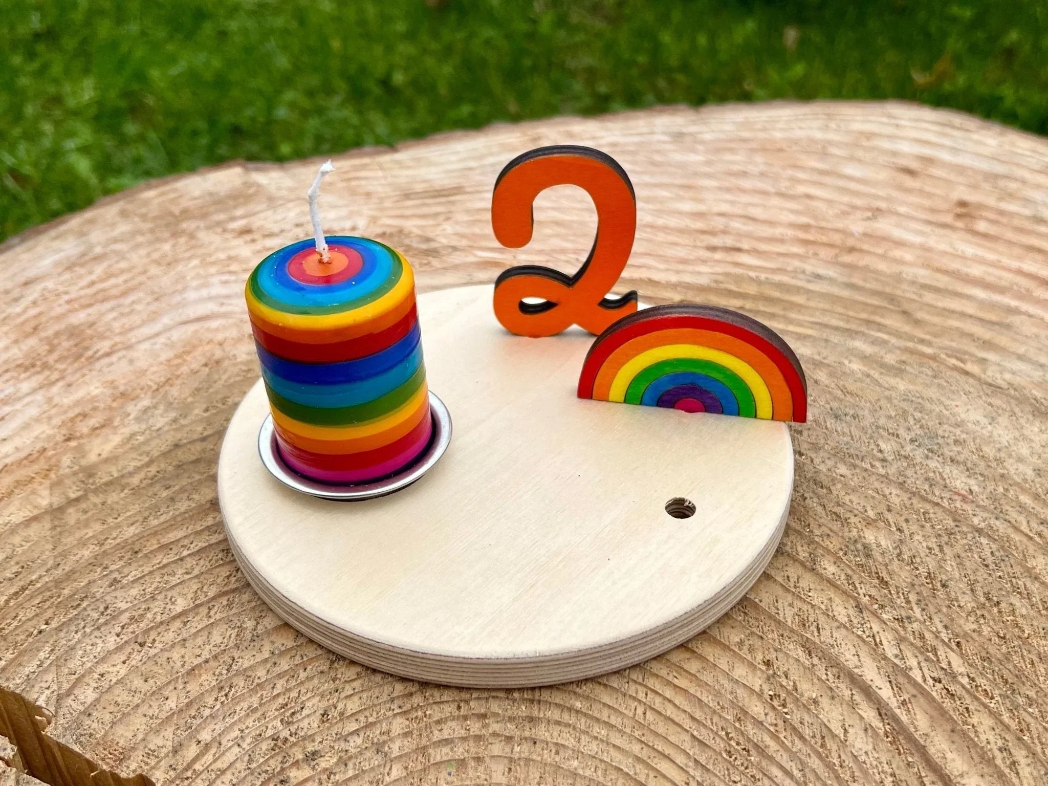 Lebenslicht "Regenbogen - Streifen" - besonderlich.de - Ahrens Geburtstagskerze