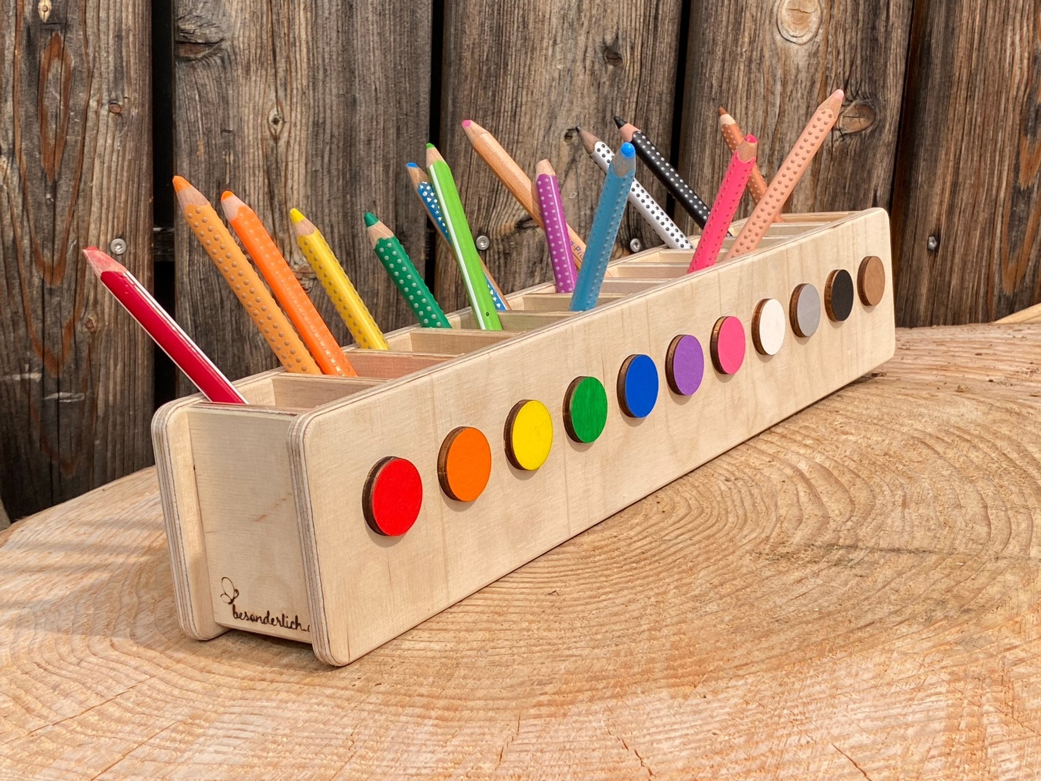 Stifteheld "Regenbogen" - besonderlich.de -Buntstifte